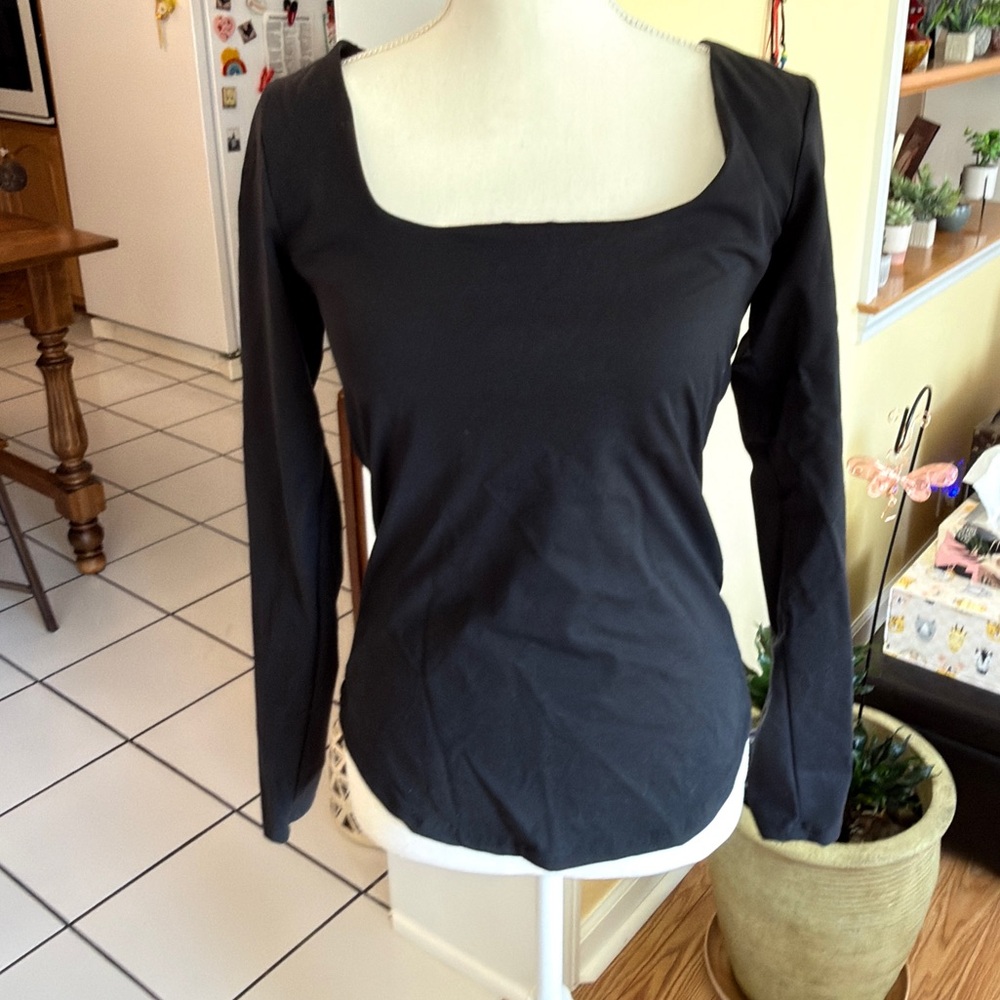 Cakes Body Black Square Neck Long‎ Sleeve Top sz Large